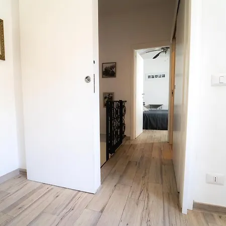 La Casa Nel Vicolo Semesterbostad *